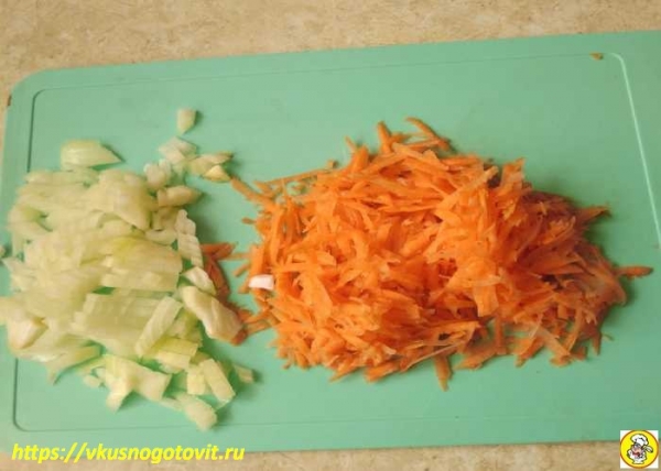 Рассольник — классический рецепт с перловкой и солеными огурцами
Рассольник — классический рецепт с перловкой и солеными огурцами