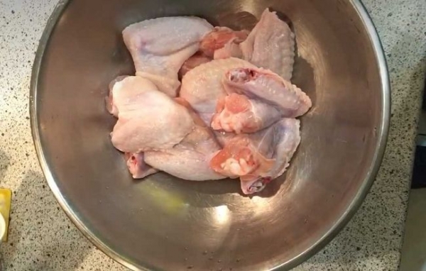 
Куриные крылышки с корочкой в духовке &mdash; 5 рецептов с фотографиями	