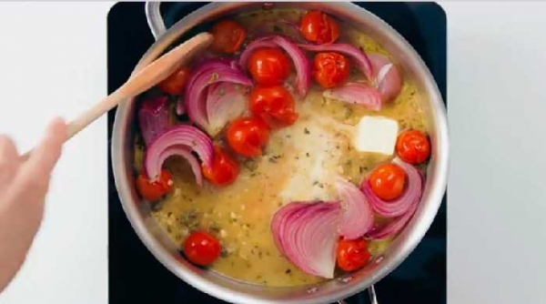 
Куриная грудка на сковороде с овощами, простой и вкусный рецепт	