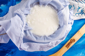 Домашняя сметана из козьего молока Домашняя сметана из козьего молока