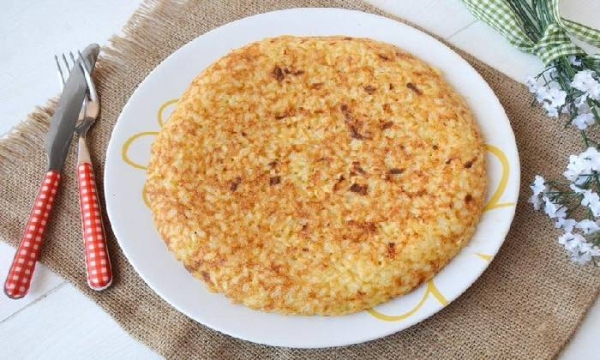 
Омлет с сыром на сковороде &mdash; 7 пошаговых рецептов с добавками с фотографиями	