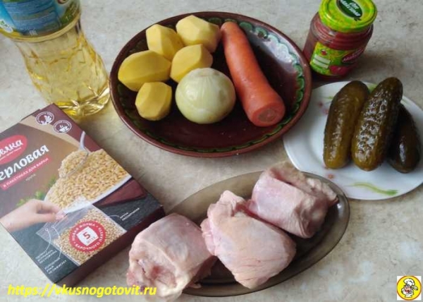 Рассольник — классический рецепт с перловкой и солеными огурцами
Рассольник — классический рецепт с перловкой и солеными огурцами