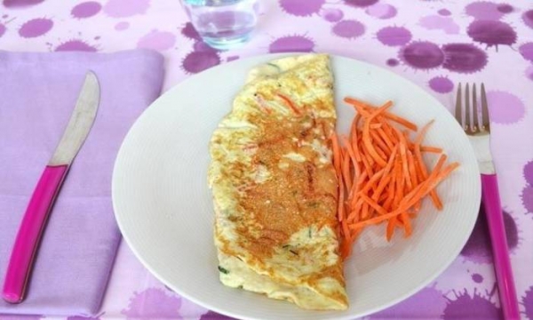 
Омлет с сыром на сковороде &mdash; 7 пошаговых рецептов с добавками с фотографиями	