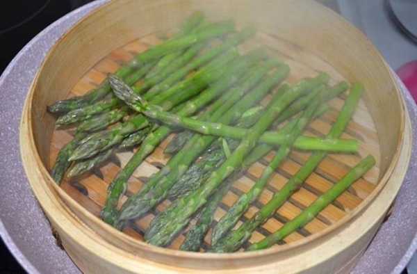 Омлет на сковороде с сыром — 5 рецептов с овощами
Омлет на сковороде с сыром — 5 рецептов с овощами