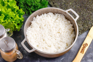 Роллы с курицей и авокадо