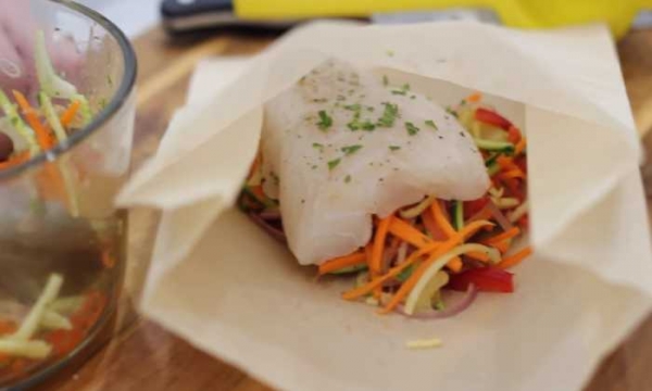 Рыба с овощами в духовке — простой рецепт запекания в пергаменте
Рыба с овощами в духовке — простой рецепт запекания в пергаменте