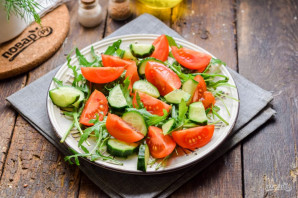 Салат с авокадо и креветками