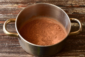 Творожно-шоколадный десерт с бананом