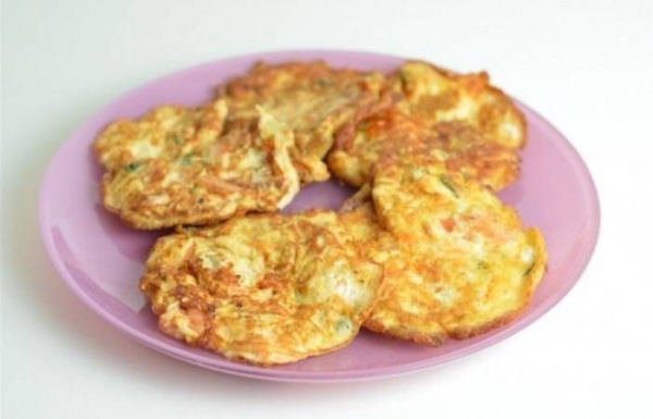 
Омлет на сковороде с молоком и сыром &mdash; 5 простых рецептов с фото	