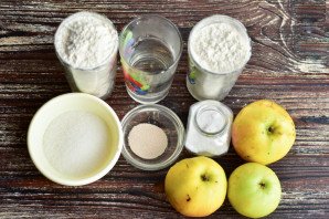 Мягчайшие рулетики с яблоками