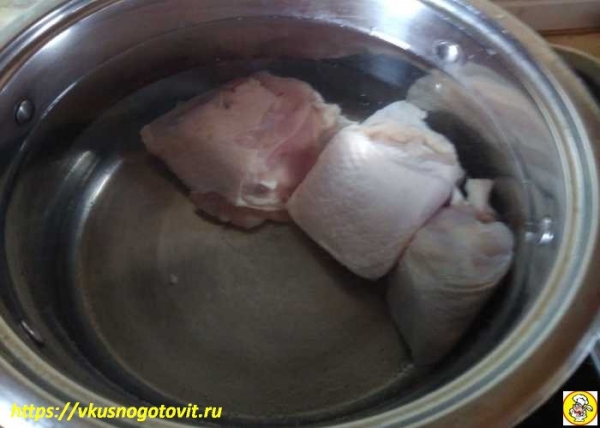 Рассольник — классический рецепт с перловкой и солеными огурцами
Рассольник — классический рецепт с перловкой и солеными огурцами