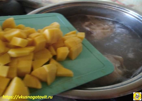 Рассольник — классический рецепт с перловкой и солеными огурцами
Рассольник — классический рецепт с перловкой и солеными огурцами