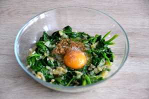 Пирог со шпинатом и брынзой