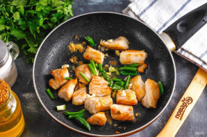 Свинина по-китайски с арахисом