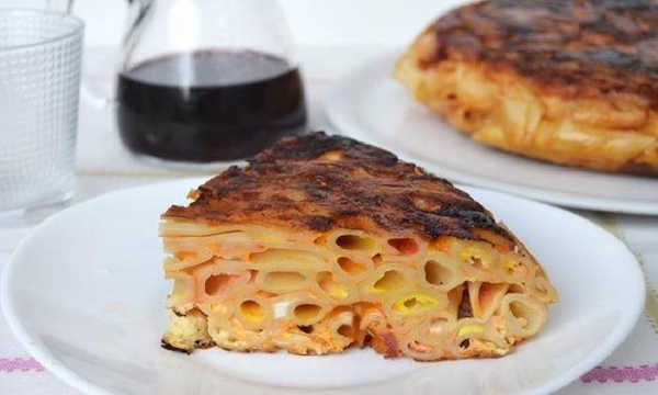 
Омлет с сыром на сковороде &mdash; 7 пошаговых рецептов с добавками с фотографиями	