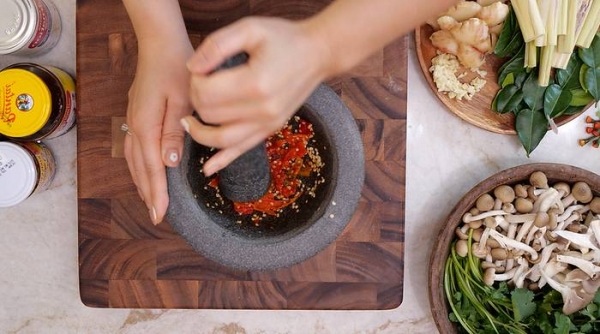 
Том Ям &mdash; простой рецепт в домашних условиях с креветками	