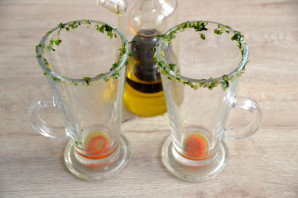 Безалкогольная "Кровавая мэри" Безалкогольная "Кровавая мэри"