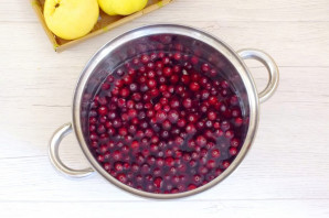 Варенье из клюквы и яблок