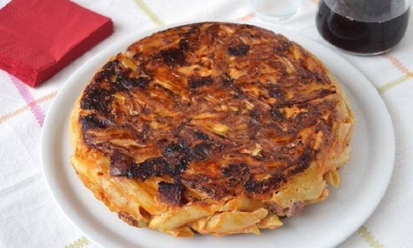 
Омлет с сыром на сковороде &mdash; 7 пошаговых рецептов с добавками с фотографиями	