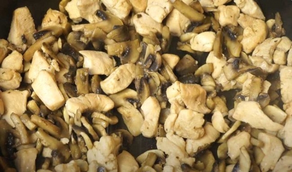 
Ризотто &mdash; классический рецепт с курицей в домашних условиях	