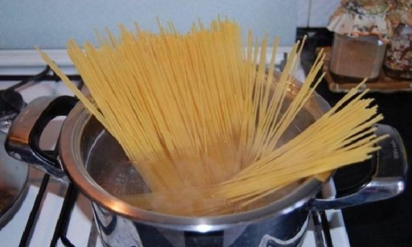 
Омлет с сыром на сковороде &mdash; 7 пошаговых рецептов с добавками с фотографиями	