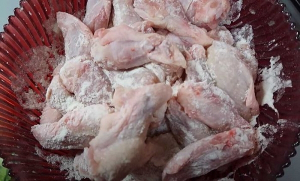 
Куриные крылышки с корочкой в духовке &mdash; 5 рецептов с фотографиями	