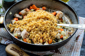 Ячневая каша с мясом Ячневая каша с мясом