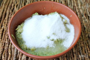 Фейхоа с лимоном и сахаром Фейхоа с лимоном и сахаром