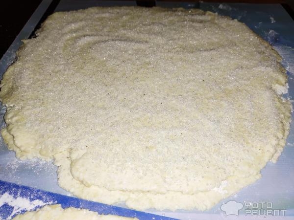 Рецепт: Печенье с творогом - Слоистое.