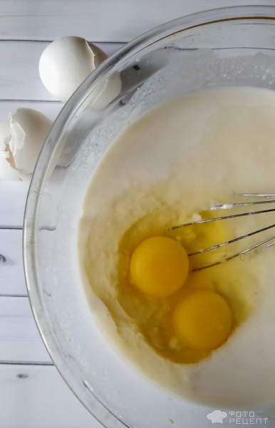 Рецепт: Пирог из блинных рулетов - с куриной печенью