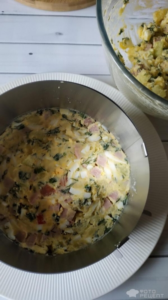 Рецепт: Салат из весенних овощей - ветчиной и запахом весны.