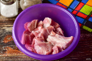 Шашлык из свинины в духовке на шпажках Шашлык из свинины в духовке на шпажках