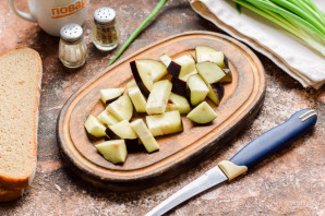 Бутерброды с баклажанами и помидорами