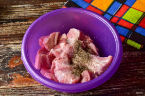 Шашлык из свинины в духовке на шпажках Шашлык из свинины в духовке на шпажках