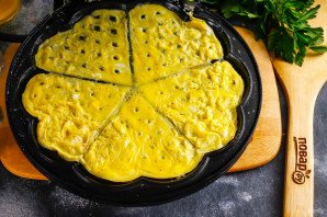 Омлет в вафельнице