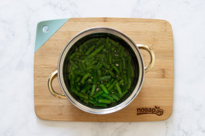 Салат с апельсином и фасолью