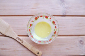 Белый соус с яйцом