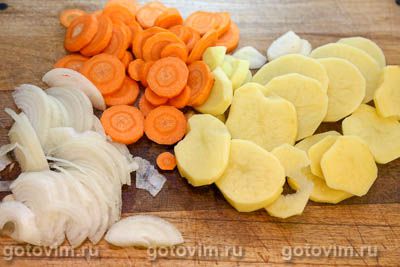 Дублинский коддл или овощное рагу с беконом и свиными колбасками (Dublin coddle)