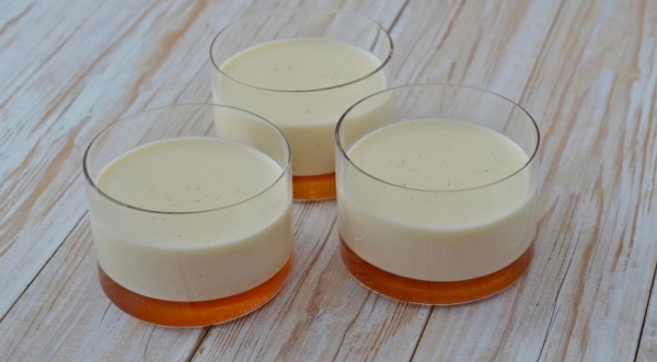 Панна-котта с апельсиновой карамелью и штрейзелем, пошаговый рецепт с фото