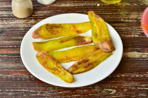 Рулетики из баклажанов на зиму Рулетики из баклажанов на зиму