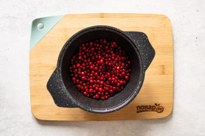 Шведский брусничный соус