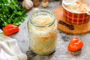 Квашеная капуста в банке