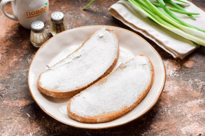 Бутерброды с баклажанами и помидорами