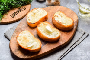 Советские бутерброды со шпротами