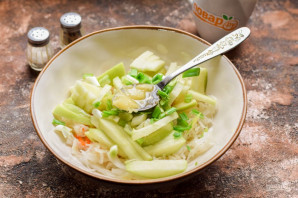 Салат "Гостям на удивление" Салат "Гостям на удивление"