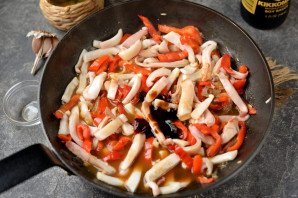 Кальмары по-тайски Кальмары по-тайски