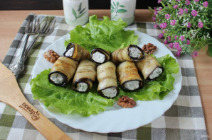 Рулетики из баклажанов с творогом и грецкими орехами Рулетики из баклажанов с творогом и грецкими орехами