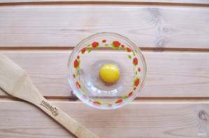 Белый соус с яйцом