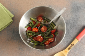 Постный салат из стручковой фасоли Постный салат из стручковой фасоли