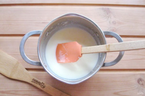 Белый соус с яйцом